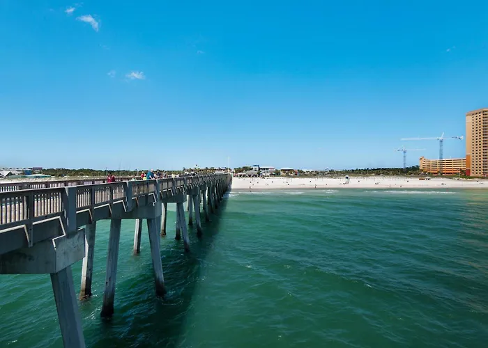 Gulf Front Master Suite! Directly On The Beach! 3 Bedroom / 2 Ba! Sleeps 8!